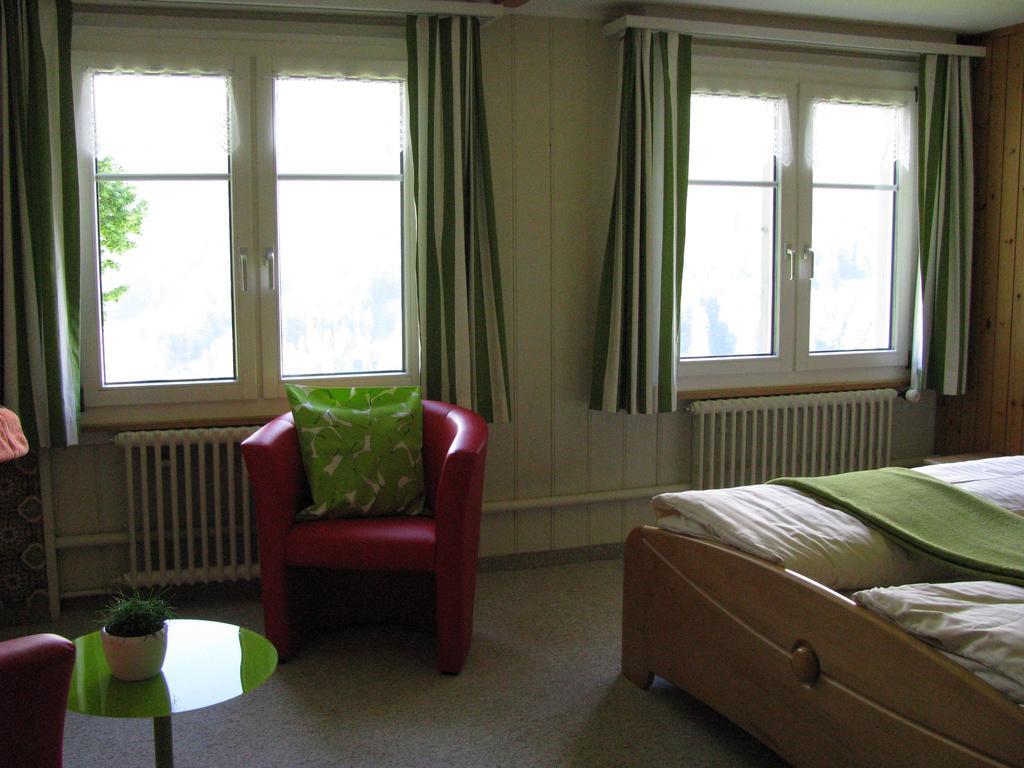 Zimmer & Z'Morgae Schoenenboden Wildhaus Quarto foto